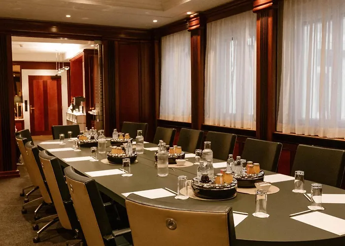 Hotel Stefanie 4*
